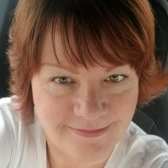 Meet your Posher, Patricia - Picture 1 of 1